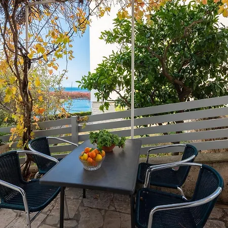 Vista Blue Apartment