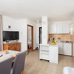 Apartment Vista Blue Omis