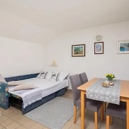 Apartment Vista Blue Omis