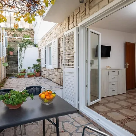 Apartment Vista Blue Omis
