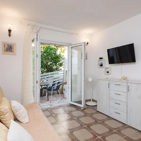 Vista Blue Apartment Omis
