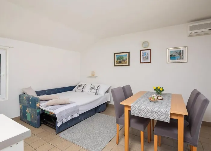 Apartment Vista Blue Omis